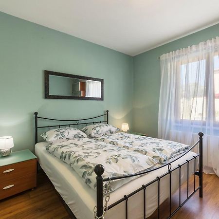 Villa Monique Воднян Екстериор снимка