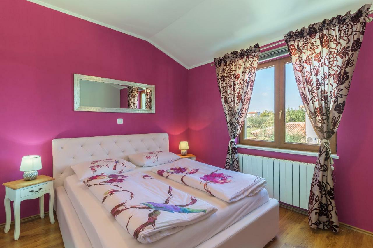 Villa Monique Воднян Екстериор снимка
